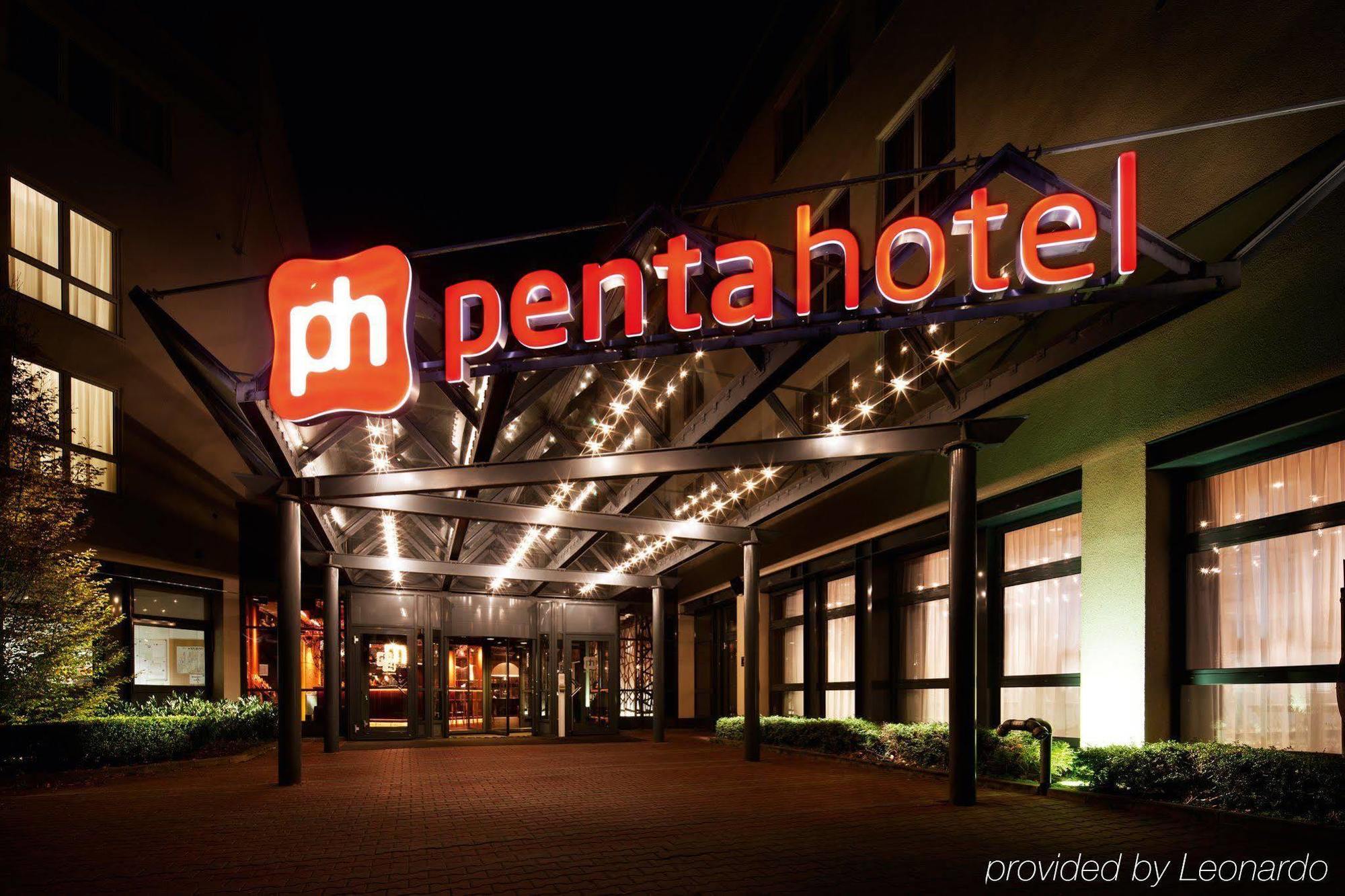 Courtyard By Marriott Berlin Teltow Exterior foto